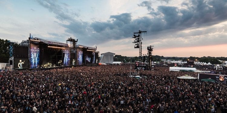 Z domu spokojnej starości uciekli na… festiwal metalowy! „Nigdy nie jesteś za stary na rocka”