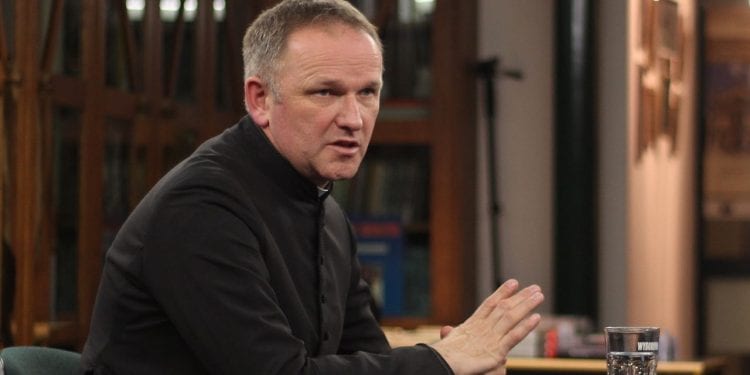 Ks. Lemański nazwał innego kapłana „klechą”. Zareagował ks. Isakowicz-Zaleski