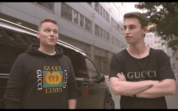 Polscy youtuberzy dali bezdomnemu tysiąc złotych i buty Kany’ego Westa. Nie takiej reakcji się spodziewali [WIDEO]