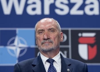 Wprost: Macierewicz otrzymał nowe zadanie od Kaczyńskiego