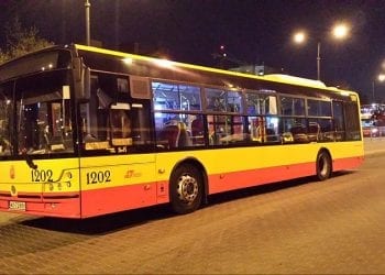 Kierowca autobusu do pasażera: „Goń się. Ja tu jestem panem. Cmoknij mnie w pompę bezmózgowcu”