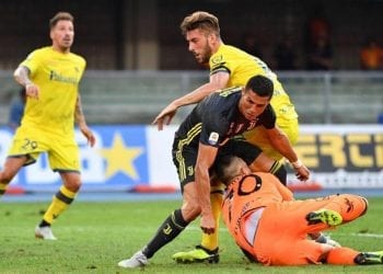 Cristiano Ronaldo złamał nos bramkarzowi Chievo Werona. Po meczu przeprosił Stefano Sorrentino