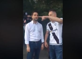 Kibic Legii do Patryka Jakiego: „Pan bierze ich wszystkich za mordę i robi porządek z nimi” [WIDEO]