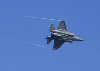 Wielka Brytania: Pilot wojskowy RAF ujawnił tajne informacje o myśliwcu F-35 na portalu Tinder