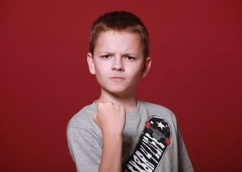 Osoby gniewne uważają się za mądrzejsze. Badacze twierdzą, że nie mają racji