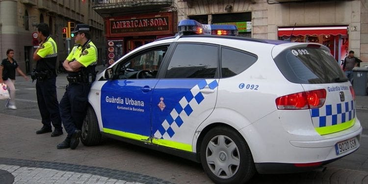 Barcelona: Zamachowiec zaatakował komisariat policji! Został zastrzelony