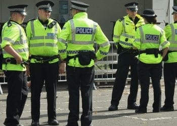 Polski policjant zaatakowany w Szkocji. Nasłuchał się obelg pod swoim adresem. „W*********j z powrotem do Polski!