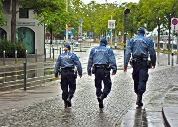 Berlin szuka przyszłych policjantów za granicą