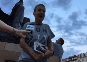 Prawnuczka Sienkiewicza broni konstytucji. „Jestem przekonana, że byłby zmartwiony” [WIDEO]