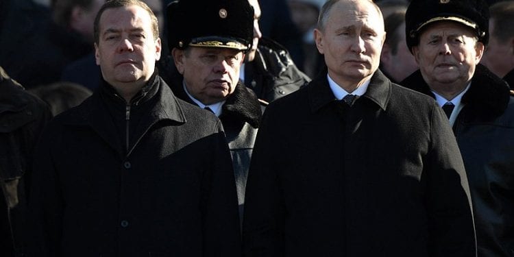 Zniknął Dmitrij Miedwiediew. Putin zwołał specjalną konferencję