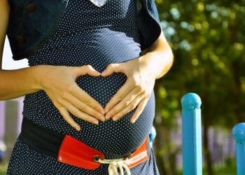 Dziennikarka udawała, że jest w ciąży. Piła i paliła. „Takich reakcji się nie spodziewałam”