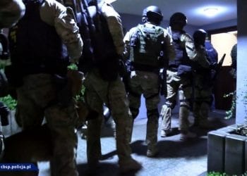 Policja rozbiła „grupę ożarowską”. W akcji brało udział 330 funkcjonariuszy