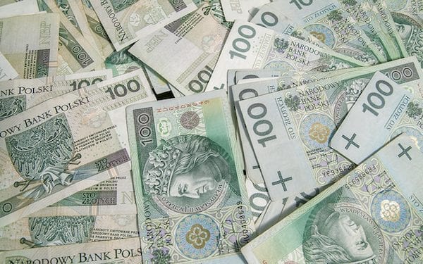 PiS wprowadzi „drugie” 500 plus? Mieliby je sfinansować najbogatsi Polacy