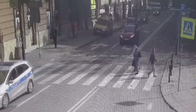 Gliwice: Potrącił kobietę na pasach. Policja publikuje nagranie