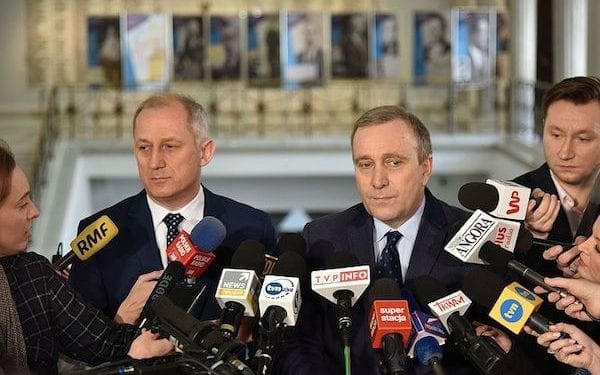 Redaktor znów to zrobił. Schetyna krytykuje pomysł… Platformy! Bezcenna reakcja [WIDEO]