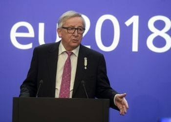 Niemiecki polityk chce zostać następcą Junckera w KE. Co sądzi o Polsce? „Sankcjami niczego nie osiągniemy”