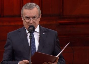 Wicepremier Gliński wybuczany w Filharmonii Narodowej! Wszystko przez list, który odczytał [WIDEO]