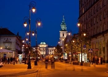Lublin: Policja interweniowała ws. próby samobójczej w centrum miasta. Desperat okazał się… manekinem [FOTO]
