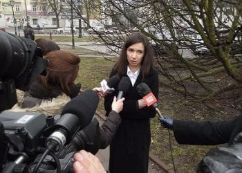 Złodziej ukradł auto Marty Kaczyńskiej. Po tym, co znalazł w środku… odstawił je pod komendę