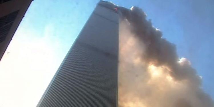 Ujawniono nieznane nagranie z ataku na World Trade Center. Film trwa aż pół godziny [WIDEO]