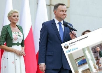 Zdjęcie Pierwszej Damy podbija sieć. Z gracją odpowiedziała na „zgubienie” buta w USA? [FOTO]
