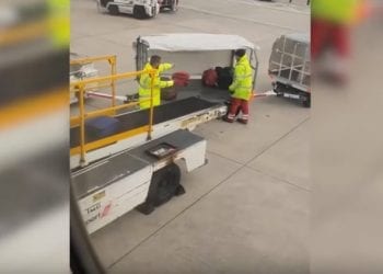 Pracownicy lotniska rzucają bagażami. Turystka opublikowała nagranie [WIDEO]