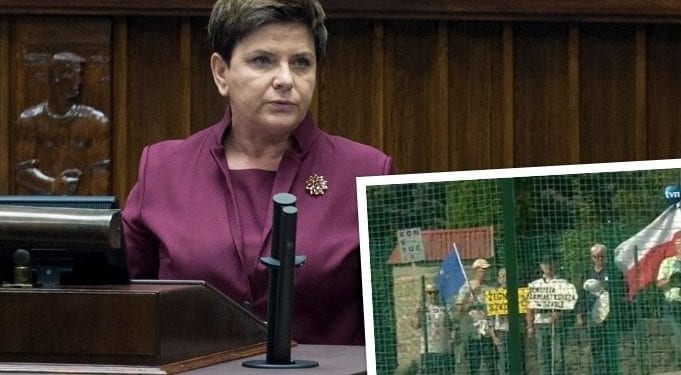 Przeciwnicy rządu zakłócili spotkanie Beaty Szydło z dziećmi. „Nie mieści mi się to w głowie”