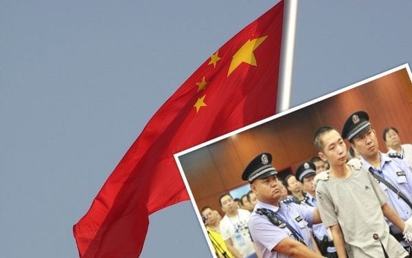 W Chinach wykonano karę śmierci na 28-latku. Powodem atak na szkołę