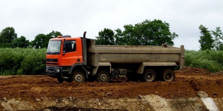Dramatyczny wypadek w Warszawie. 12-letni chłopiec rozjechany przez wywrotkę!