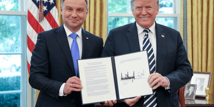 Duda odpowiada na krytykę. „Napad lewackich mediów”