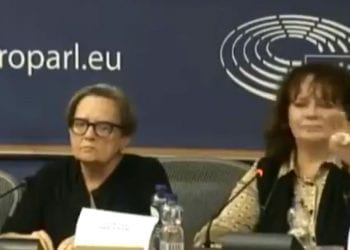 Awantura w Parlamencie Europejskim. Polski europoseł zagłuszony okrzykami. „Potraficie tylko drzeć mordy, a nie dyskutować!” [WIDEO]