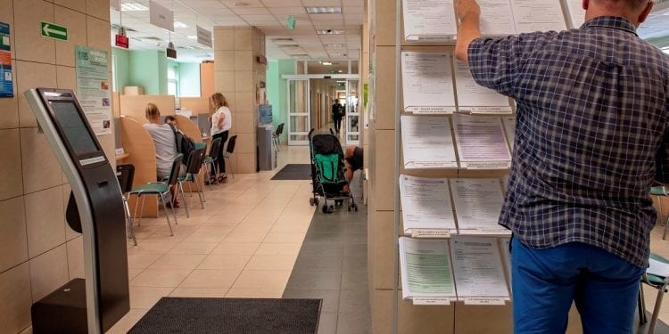 Można zwlekać z „uśpieniem” firmy. Ale fałszywej daty przerwania działalności ZUS nie puści płazem