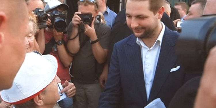 Wybory w Warszawie. Jaki zaprezentował nowy spot, Trzaskowski program dla seniorów