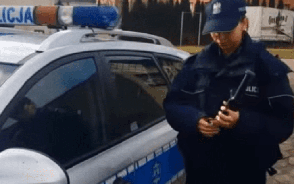 Mężczyzna znęcał się nad żoną. Obezwładniła go policjantka wracająca ze służby