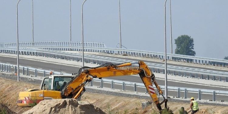 Podlaskie: Archeolodzy sprawdzą, czy w miejscu budowy drogi znajdują się ludzkie szczątki
