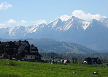 Przed nami gwałtowna zmiana pogody. Będzie zimno i spadnie śnieg