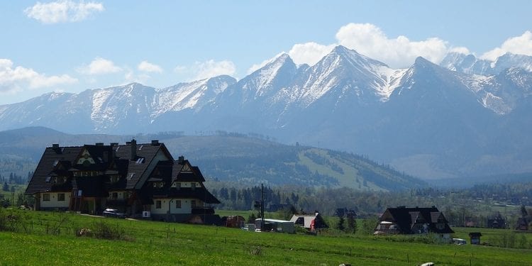 Przed nami gwałtowna zmiana pogody. Będzie zimno i spadnie śnieg