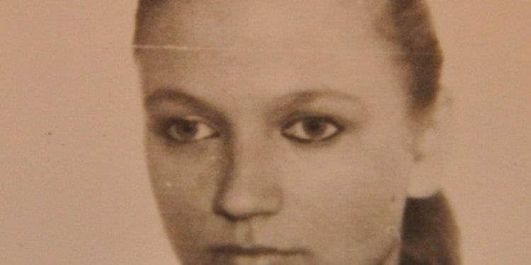 27 lat temu została zamordowana, nigdy nie odnaleziono sprawcy. Policjanci z „Archiwum X” wracają do zagadkowej zbrodni [FOTO]