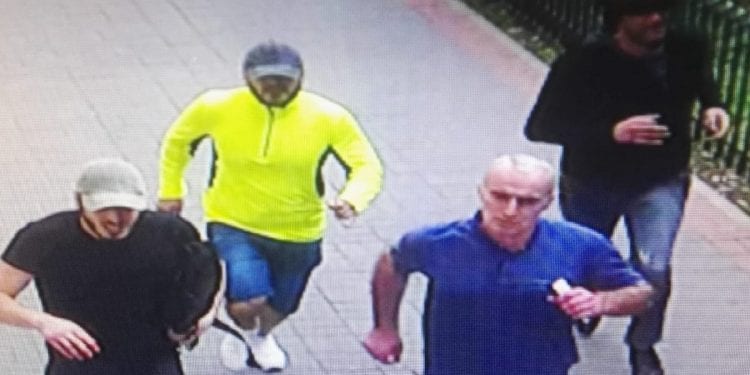 Warszawa: Napadli i pobili policjanta w centrum miasta