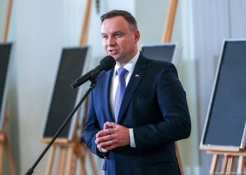 Prezydent odwiedził potrąconego w Oświęcimiu chłopca. 9-latek otrzymał prezent