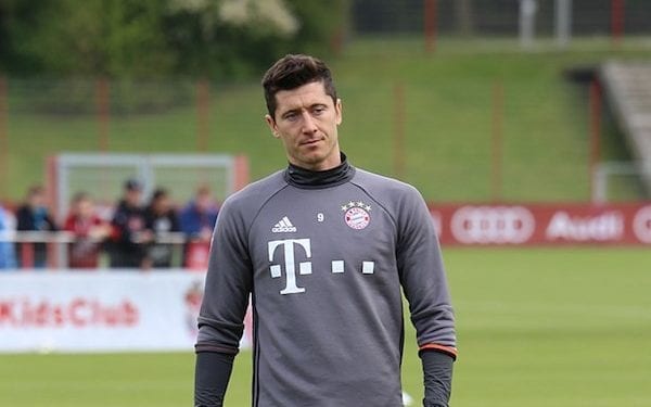 Robert Lewandowski poza nominowanymi do Złotej Piłki. Ogłoszono pełną listę