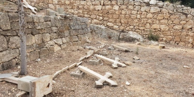 Polska ambasada w Izraelu: „Niewyobrażalny akt antychrześcijańskiego wandalizmu”