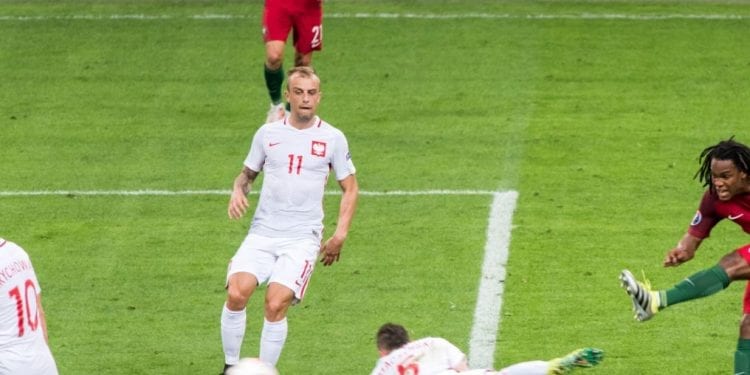 Kamil Grosicki szczerze o swojej sytuacji finansowej. „Straciłem naprawdę duże pieniądze”