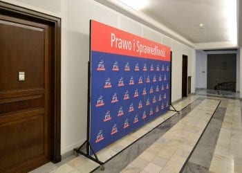 Najnowszy sondaż: PiS nokautuje Platforma Obywatelską! Ta nie ma szans nawet w koalicji z Nowoczesną