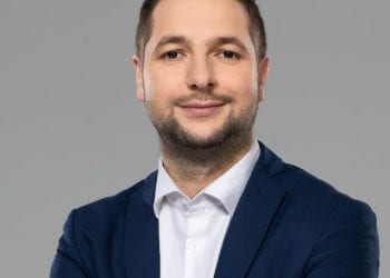 Patryk Jaki przerywa milczenie. Po raz pierwszy zabrał głos w mediach społecznościowych. „Uspokajam: jestem”