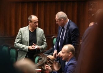 Paweł Kukiz opublikował kontrowersyjny wpis pod wpływem? Lider Kukiz’15 szczerze o alkoholu. „Nie odstawiłem zupełnie”