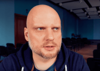 O. Adam Szustak poszedł w habicie na „Kler”. Opowiedział o swoich odczuciach. „Dla mnie to film o nawróceniu” [WIDEO]