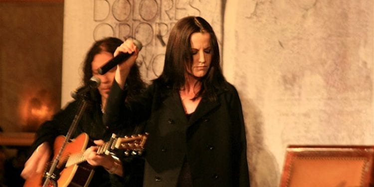 Ujawniono niepublikowany nowy utwór The Cranberries. Śpiewała Dolores O’Riordan [WIDEO]