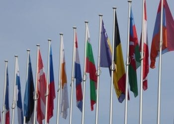 Polska wydaje najwięcej zezwoleń na pobyt osobom spoza UE. Zaskakujące wyniki raportu Eurostat