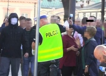 Lublin: Zaatakował policjanta gazem, sam zgłosił się na policję. Grozi mu 10 lat więzienia